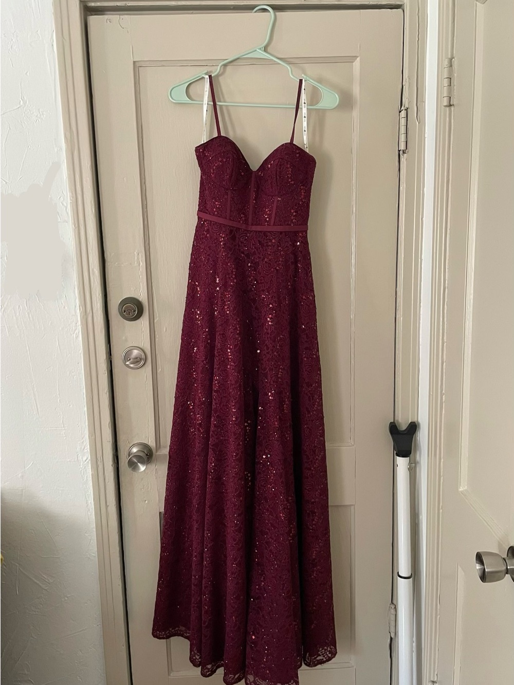 Beautiful burgundy dress with elegant slit, corseted back, and pockets!!